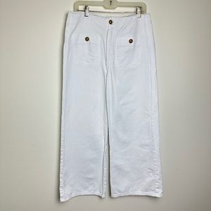 Zara Women's The Marine Straight Leg White Cropped Jeans with Gold Buttons